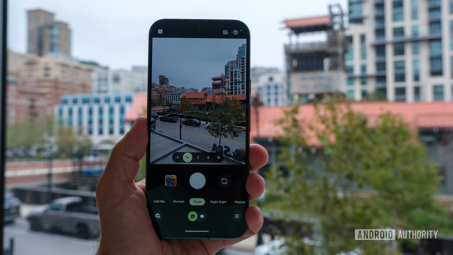 If there’s one phone camera feature we leave in 2025, it should be this