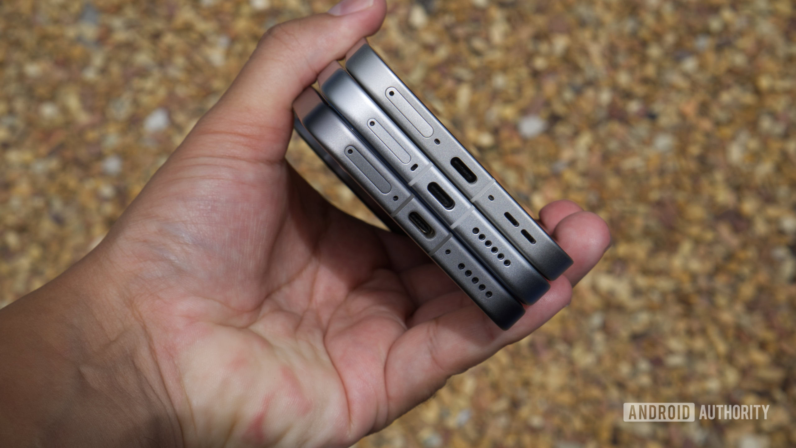 Poll reveals many Android fans hate this iPhone-inspired trend