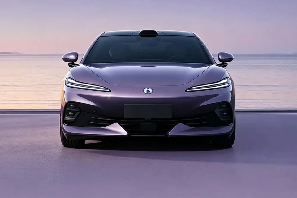 Denza Z9 S electric sedan revealed as smaller sibling to Australia-bound Z9 GT